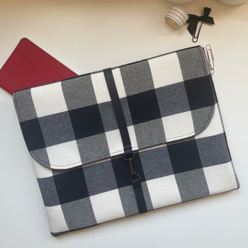 Clutch new Vichy Black